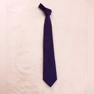 LU Elegant Purple Men's Tie